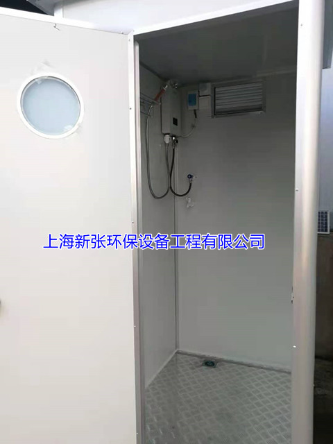 移動廁所出租公司生產(chǎn)的移動洗澡間方便工地生活(圖1)